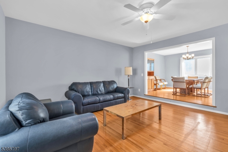 11 Andover Ave