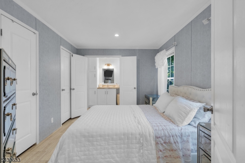 9 White Birch Park