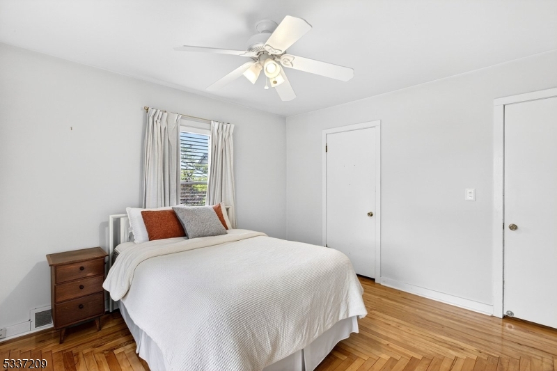 122 Aurora St