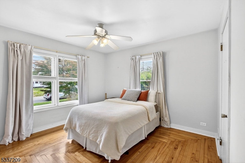 122 Aurora St