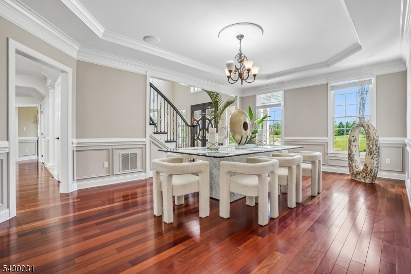 23 Balmoral Dr
