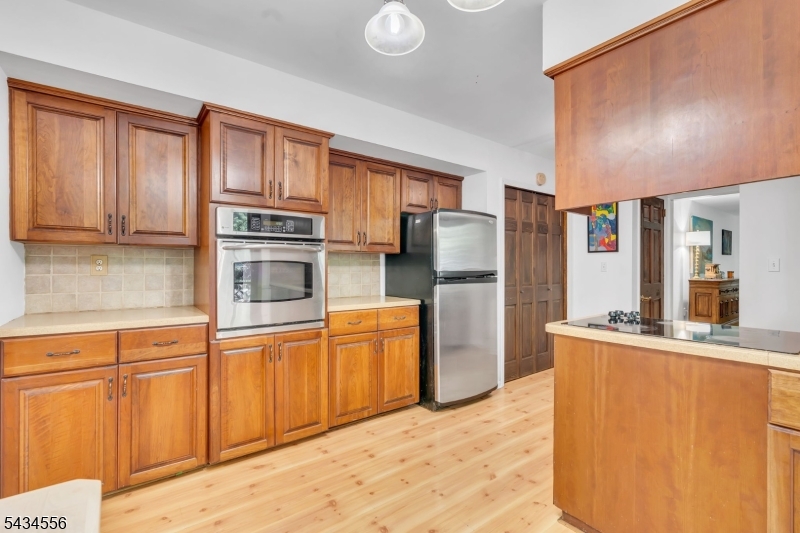 32 Cherryville Hollow Rd