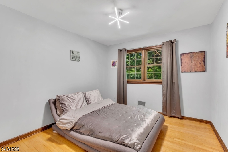 32 Cherryville Hollow Rd