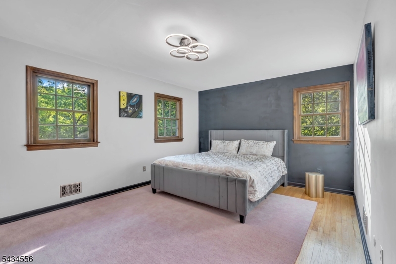 32 Cherryville Hollow Rd