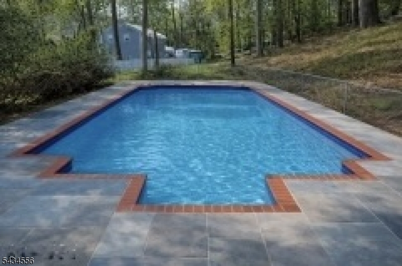 32 Cherryville Hollow Rd