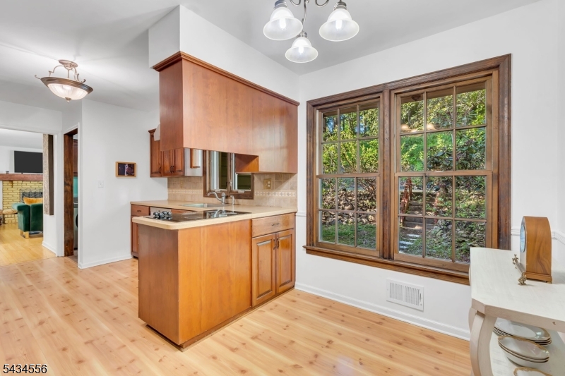 32 Cherryville Hollow Rd