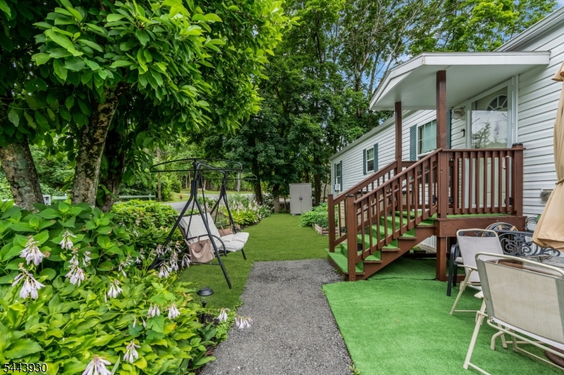 1 White Birch Park