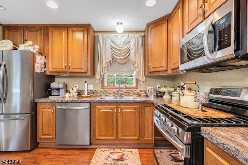 1 White Birch Park