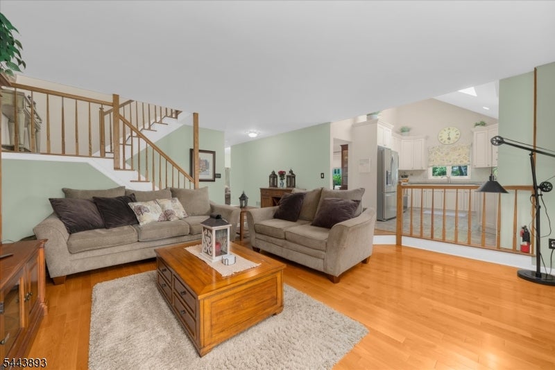 753 Vanessa Ln