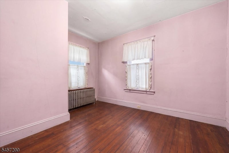 414 Mansfield St
