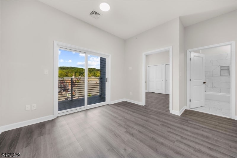 1 Main St 1A