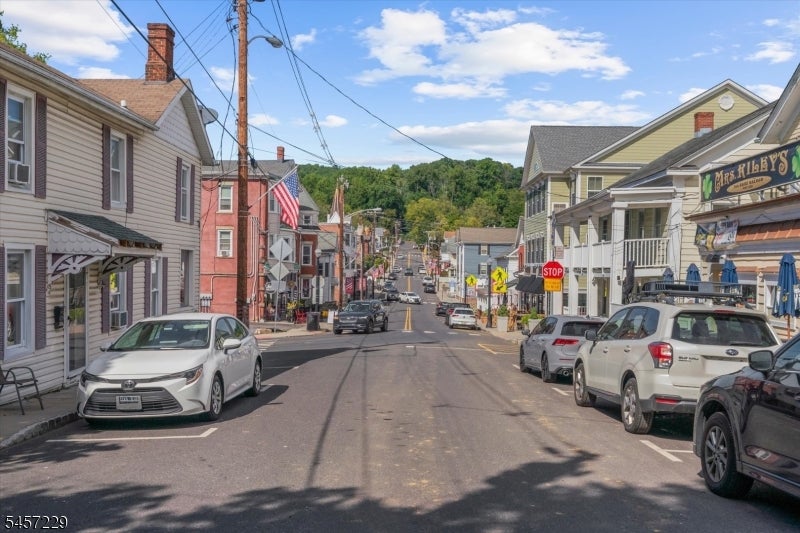 1 Main St 1A