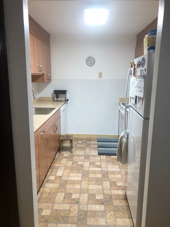 621 Watertown St # 25