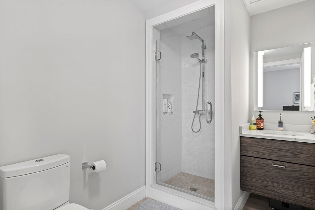 771 Harrison Ave # 207
