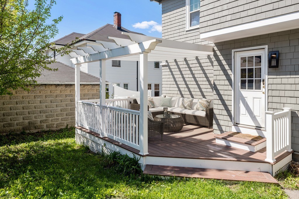 22 Embassy Rd