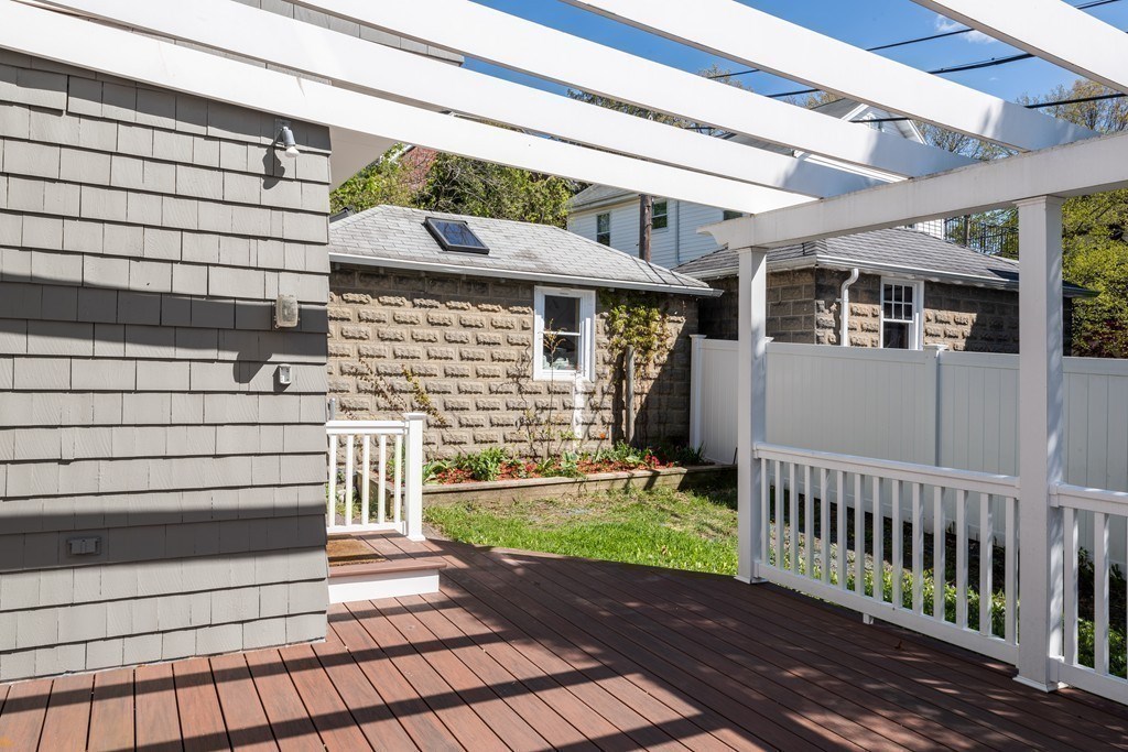 22 Embassy Rd