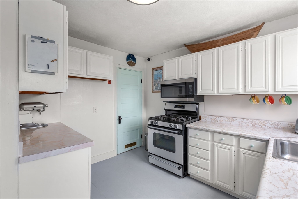 60 Grand View Ave