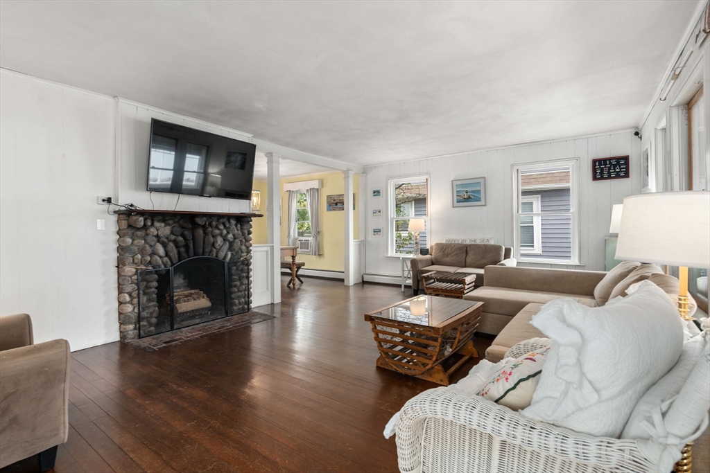 60 Grand View Ave