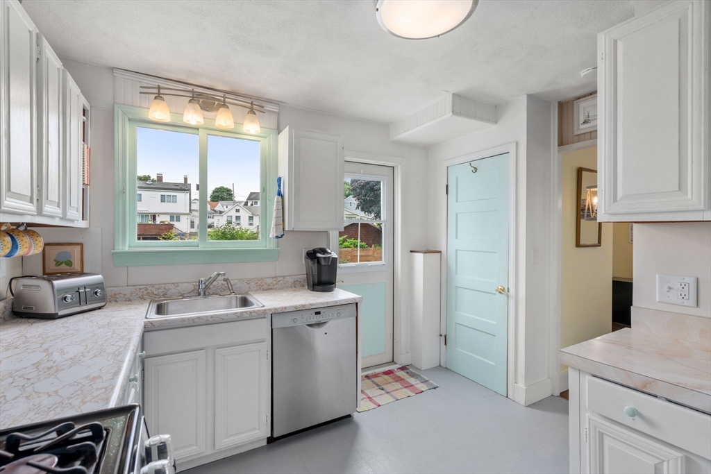 60 Grand View Ave