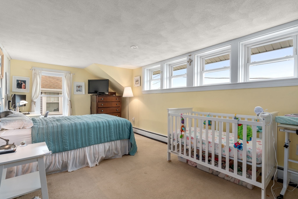60 Grand View Ave