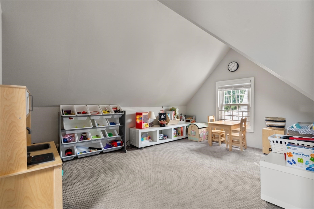 46 Fairview St