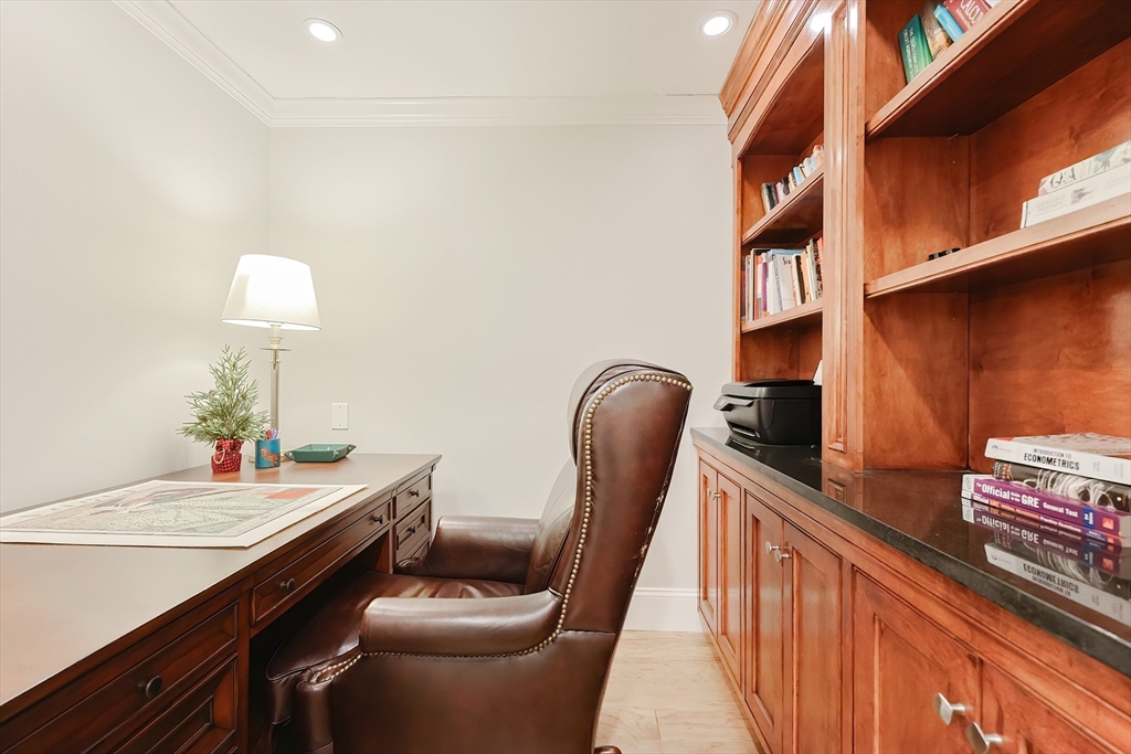 180 Beacon St # 3G