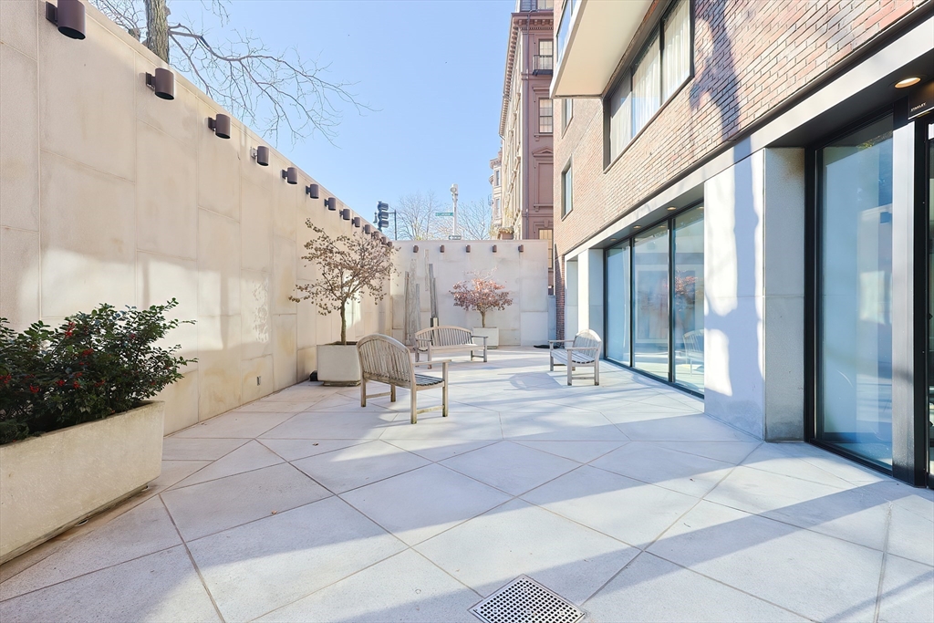 180 Beacon St # 3G