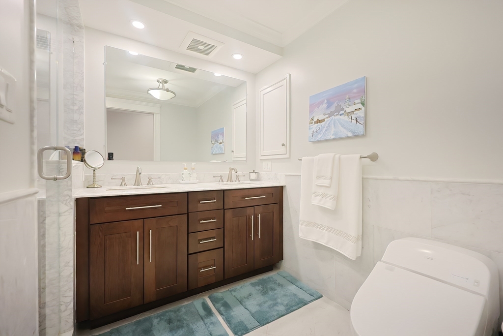 180 Beacon St # 3G