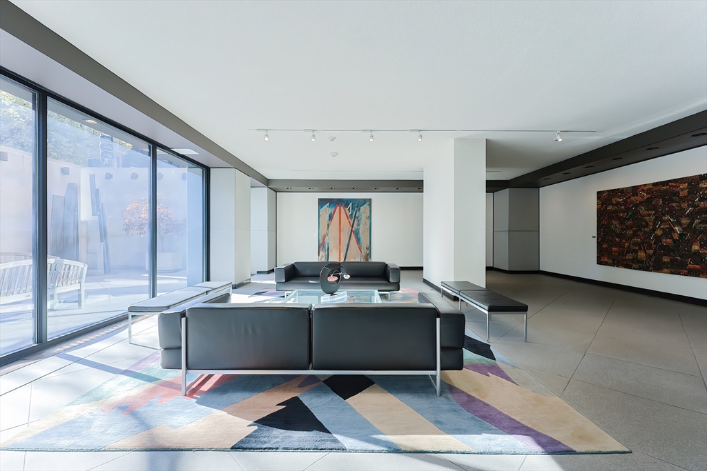 180 Beacon St # 3G