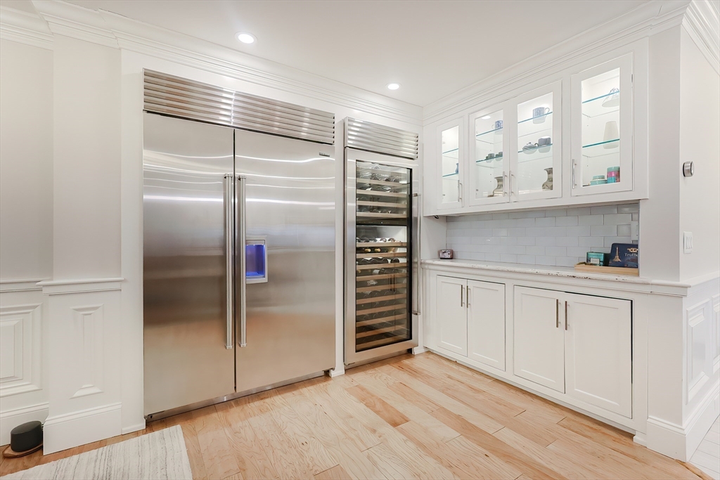 180 Beacon St # 3G