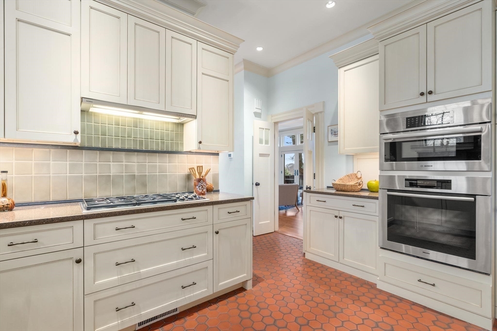 545 Boylston St # 545