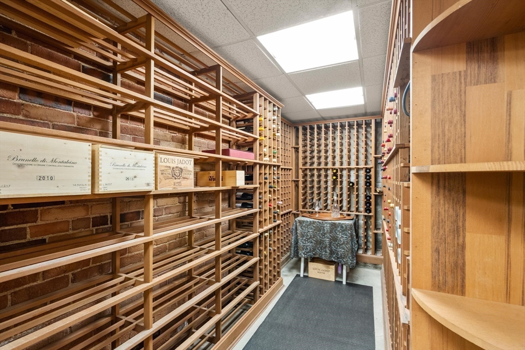 545 Boylston St # 545