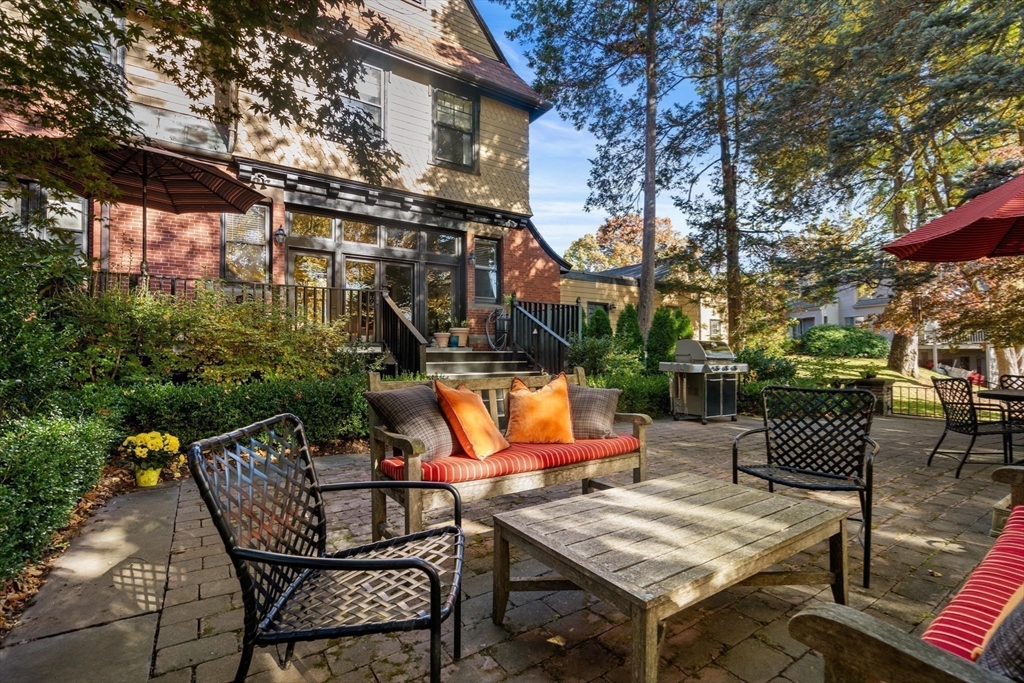 545 Boylston St # 545