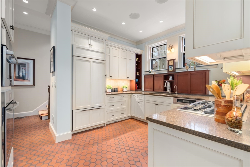 545 Boylston St # 545