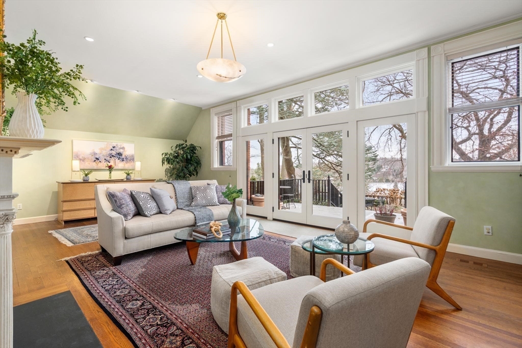 545 Boylston St # 545