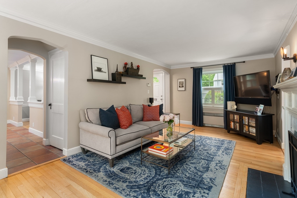 51 Clifton Rd
