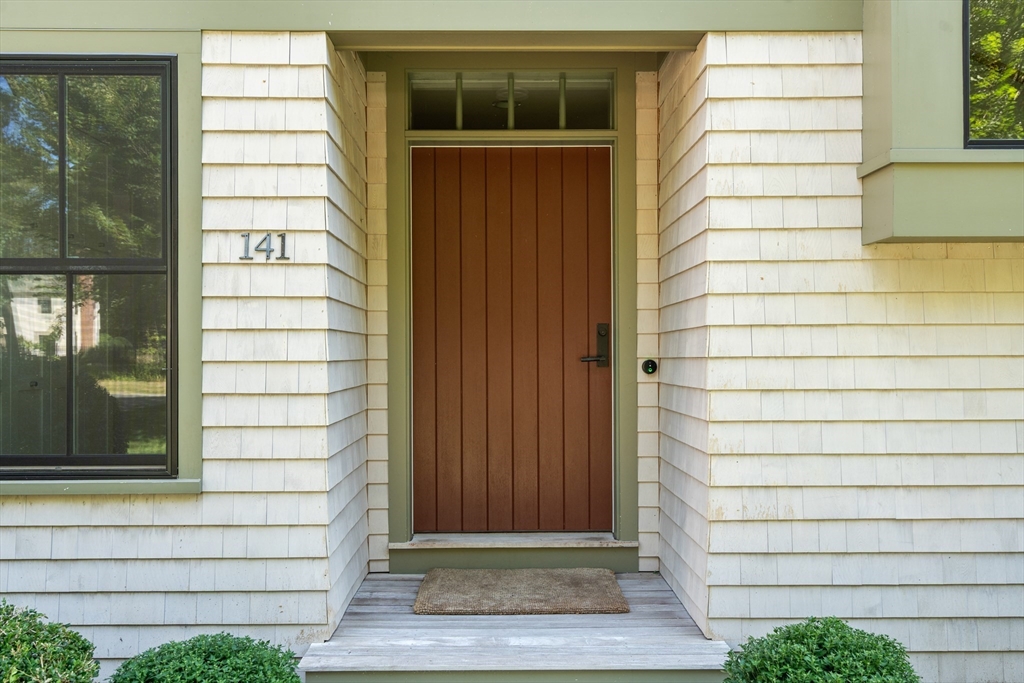 141 Gun Hill St