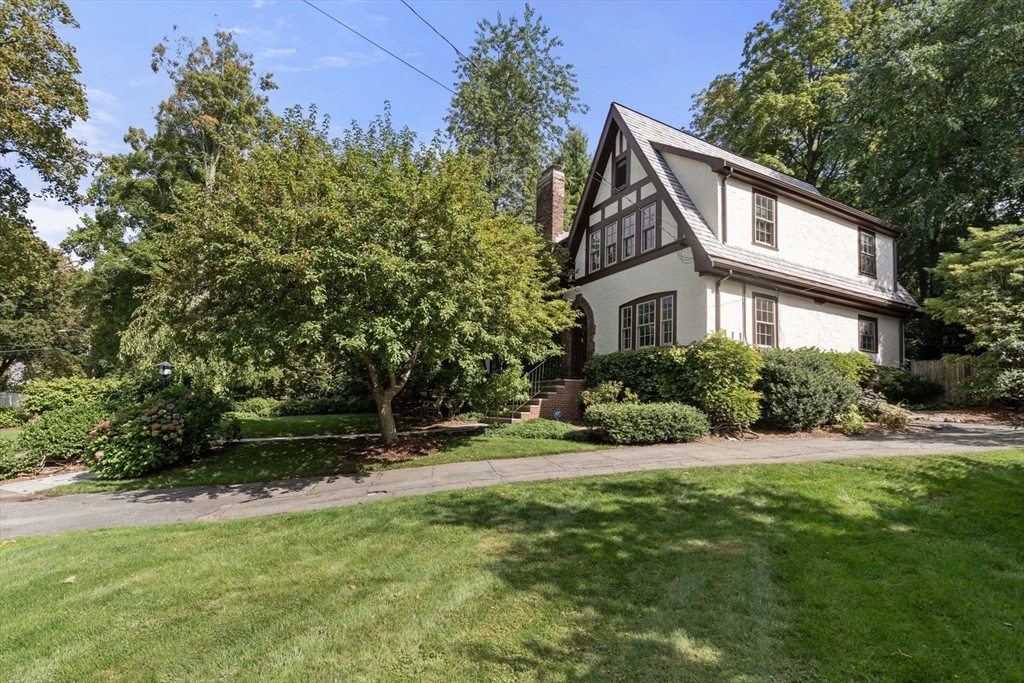 4 Hosmer Cir
