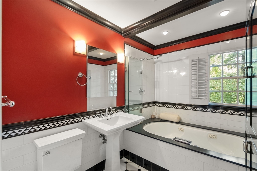 4 Hosmer Cir