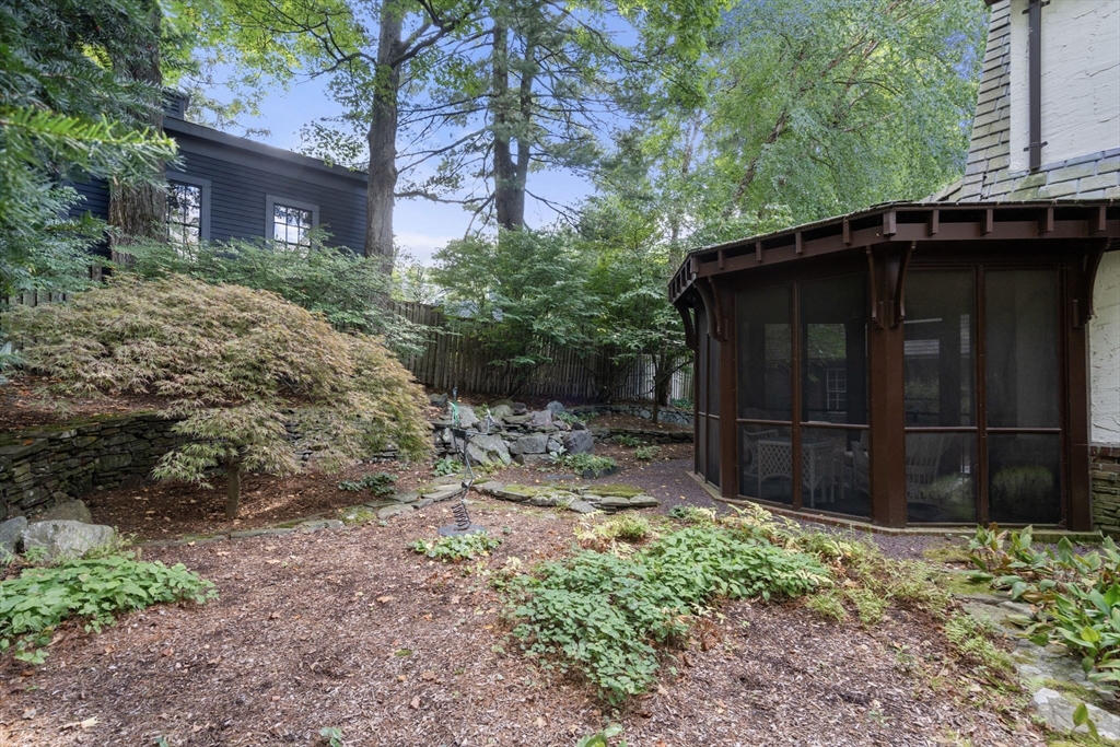 4 Hosmer Cir