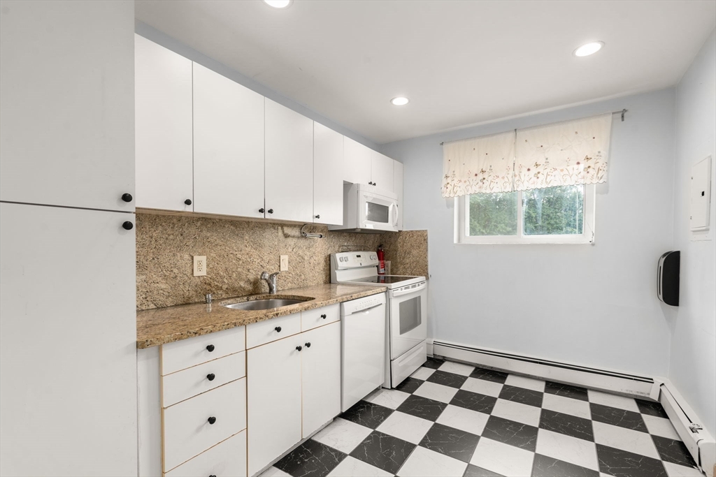 21 Westgate Rd # 6