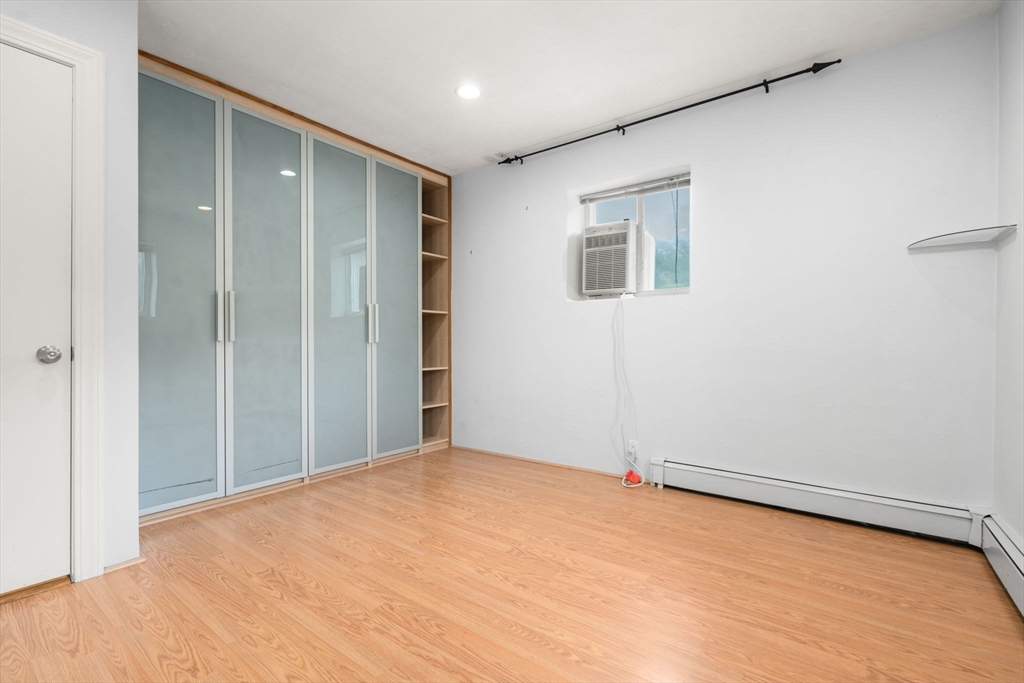21 Westgate Rd # 6