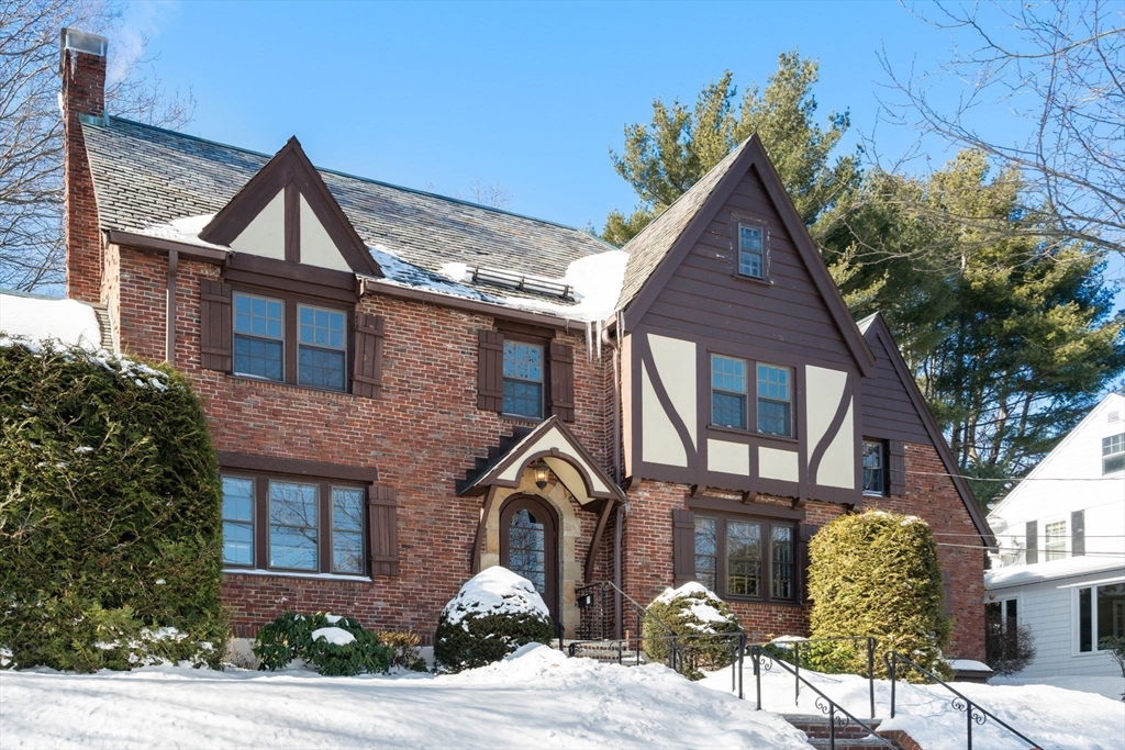 36 Goodnough Rd