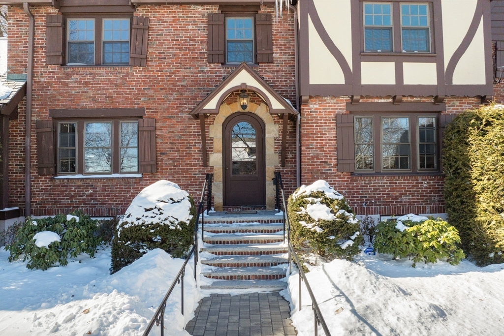 36 Goodnough Rd