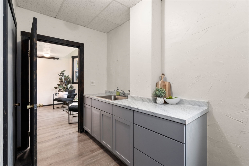 114 Lancaster Ter # 2