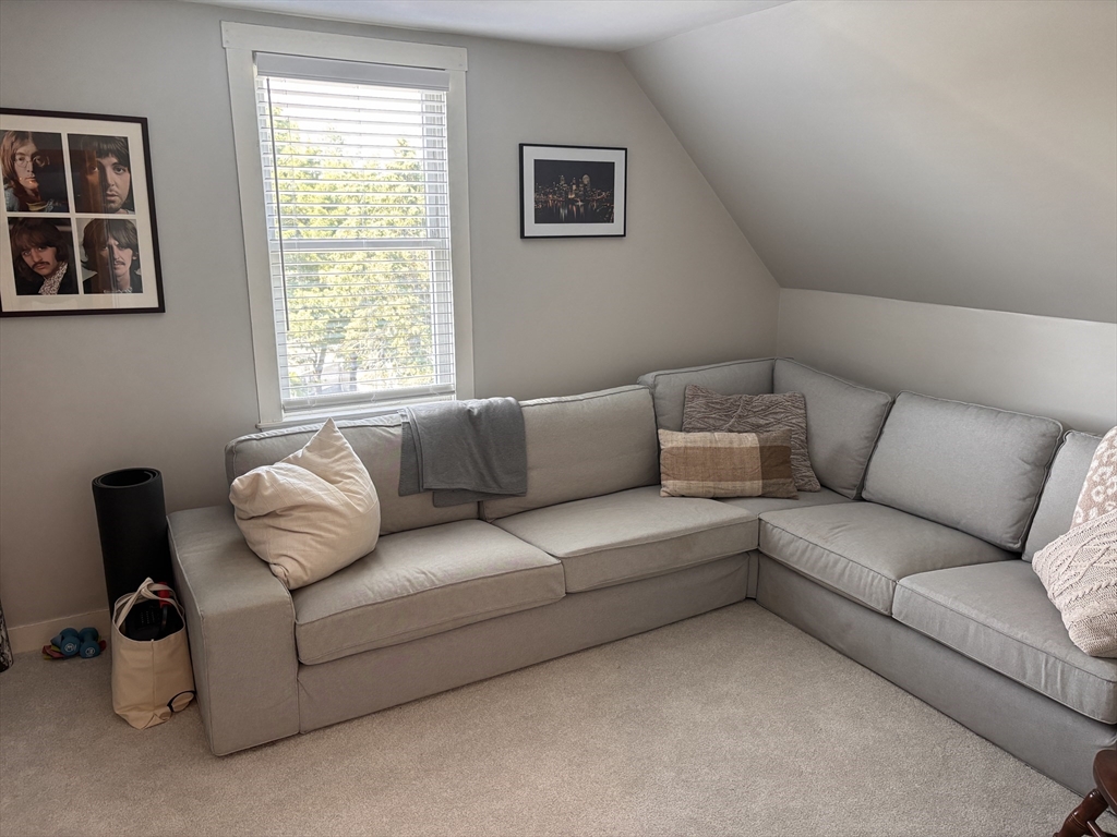 20 Robinwood Rd