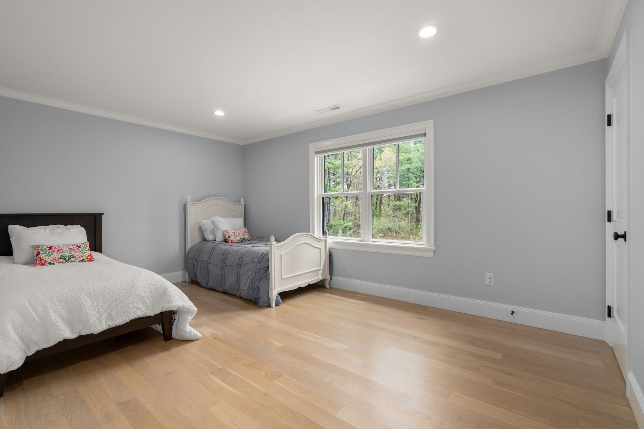55 Oakdale Ave