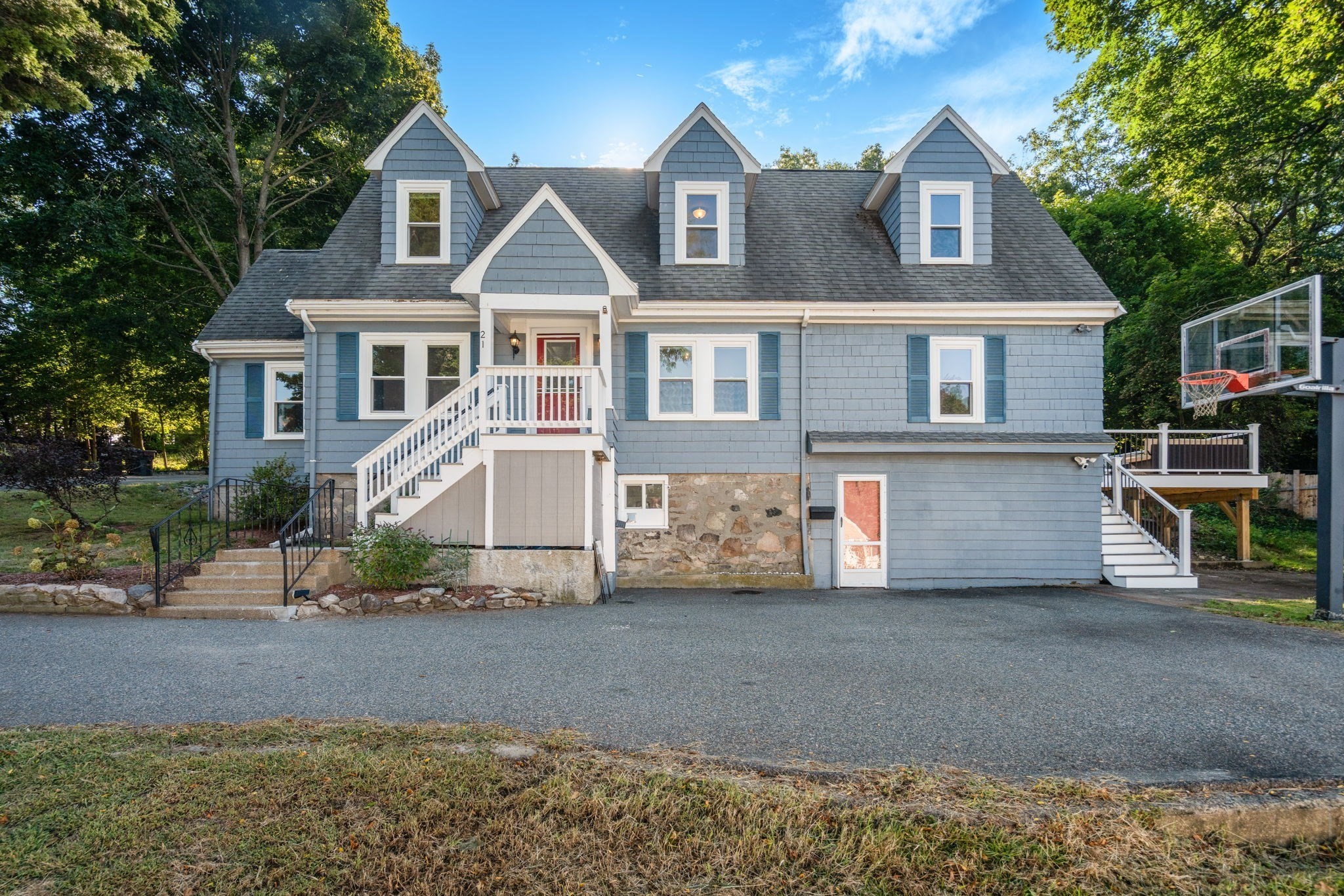 21 Lamoine St