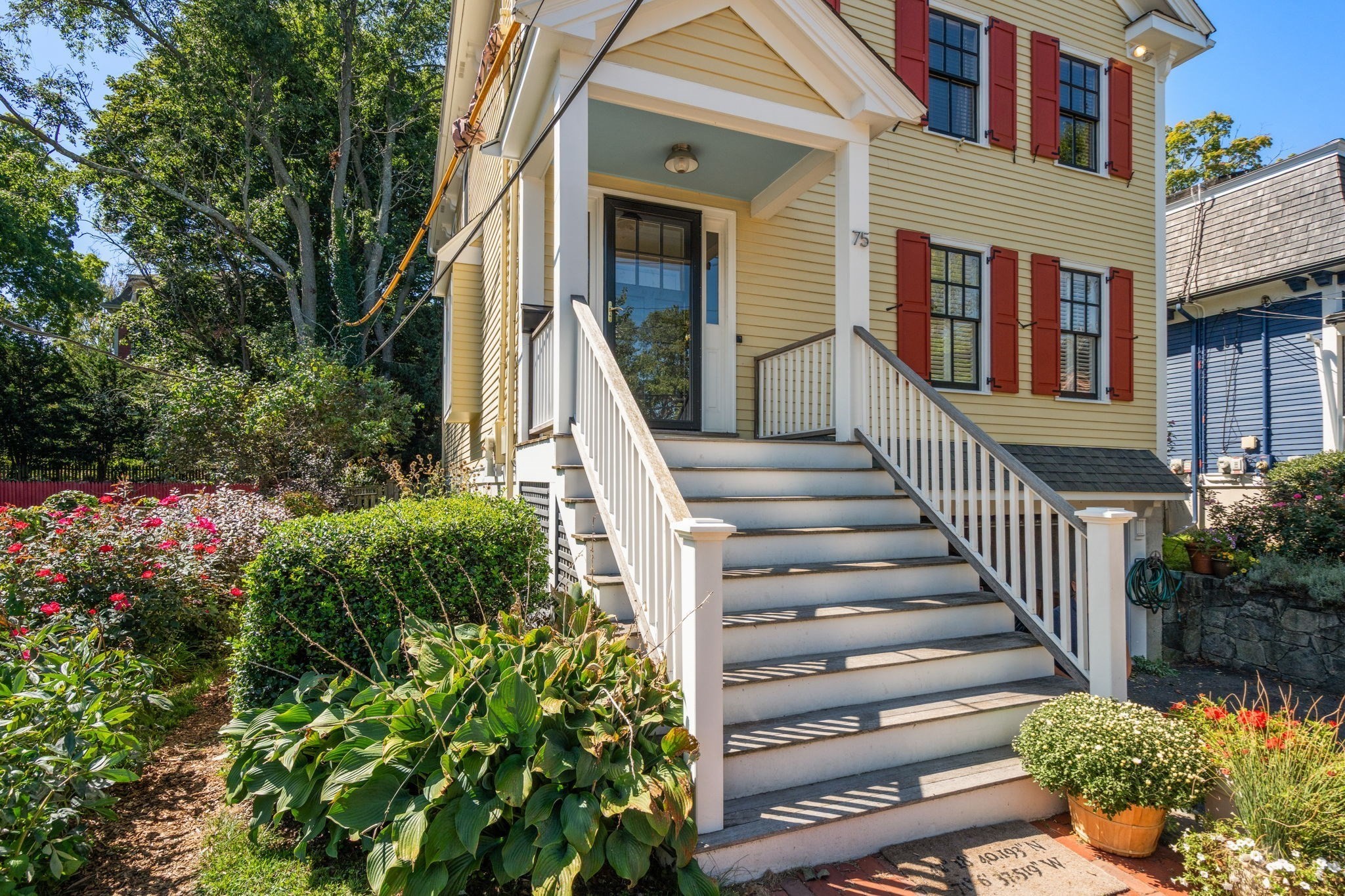 75 Seaverns Ave