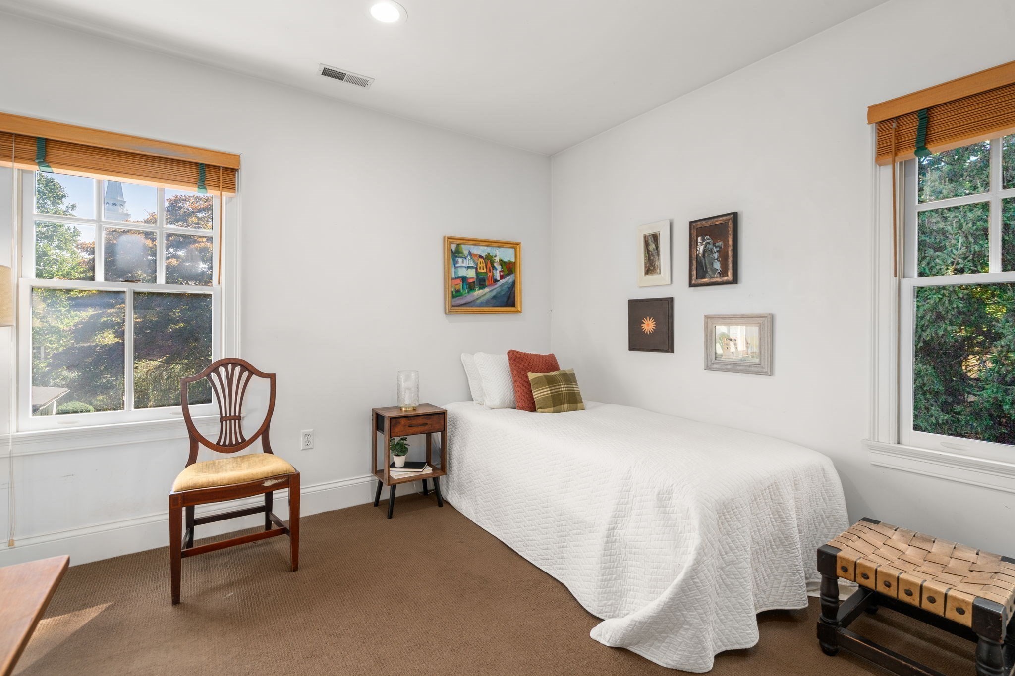 75 Seaverns Ave
